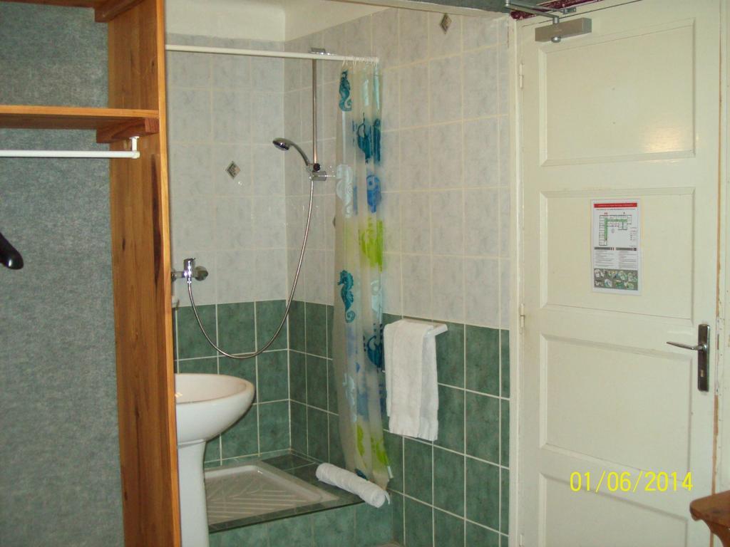 Hotel Le Relais Des Blaches Pierrelatte Pokoj fotografie